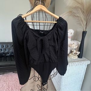 EXPRESS Tie Front Balloon Sleeve Thong Bodysuit Women’s Size XS Black NWT